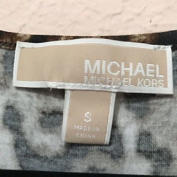 *30off3* NWOT. Michael Michael Kors Animal Print Top. - Picture 9 of 11